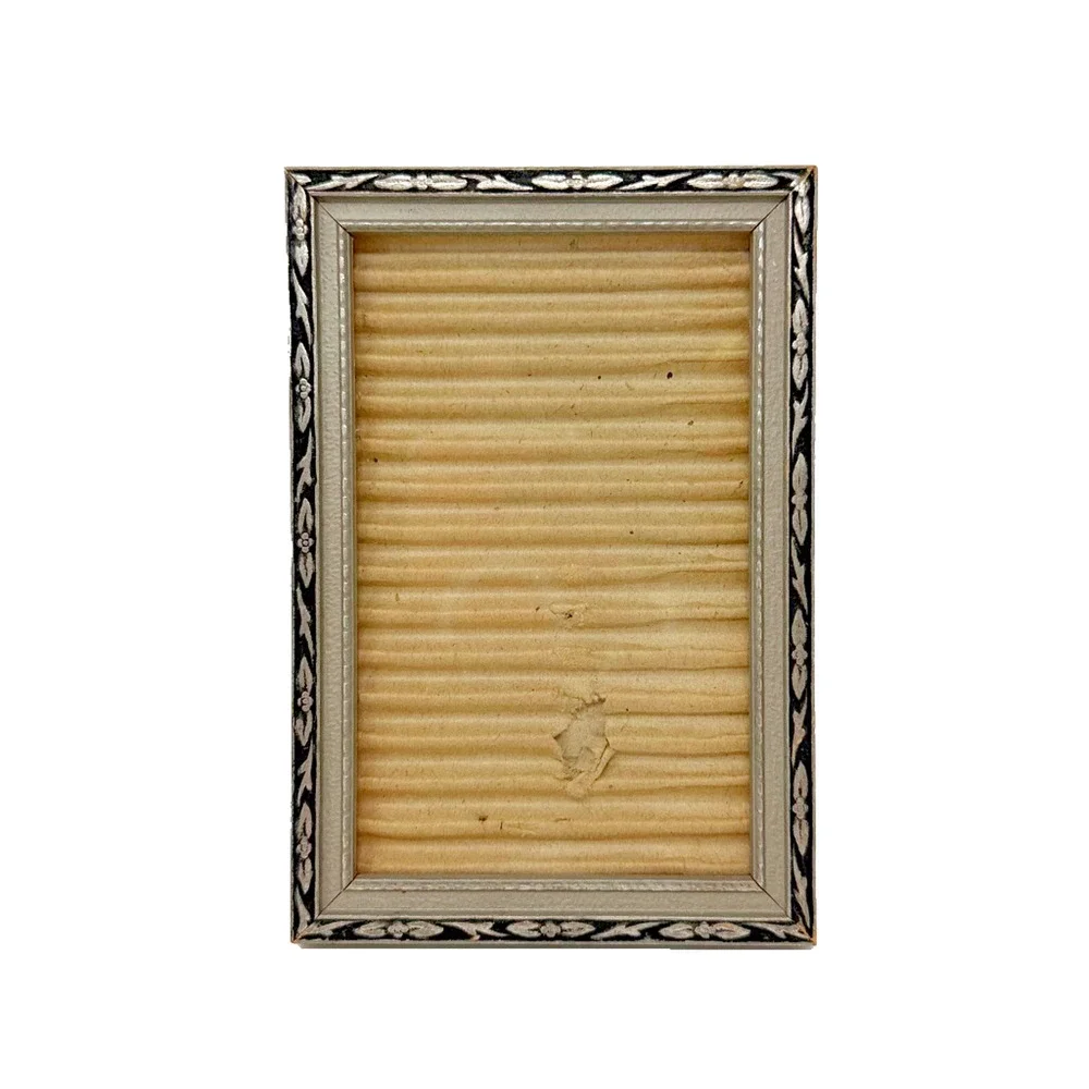 Vintage Wooden Picture Frame Floral Border Trim 6.25 x 4.25 Patented